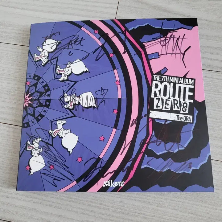 [BUNJANG] Xdinary Heroes Signed Album / 싸이커스 친필 사인 앨범