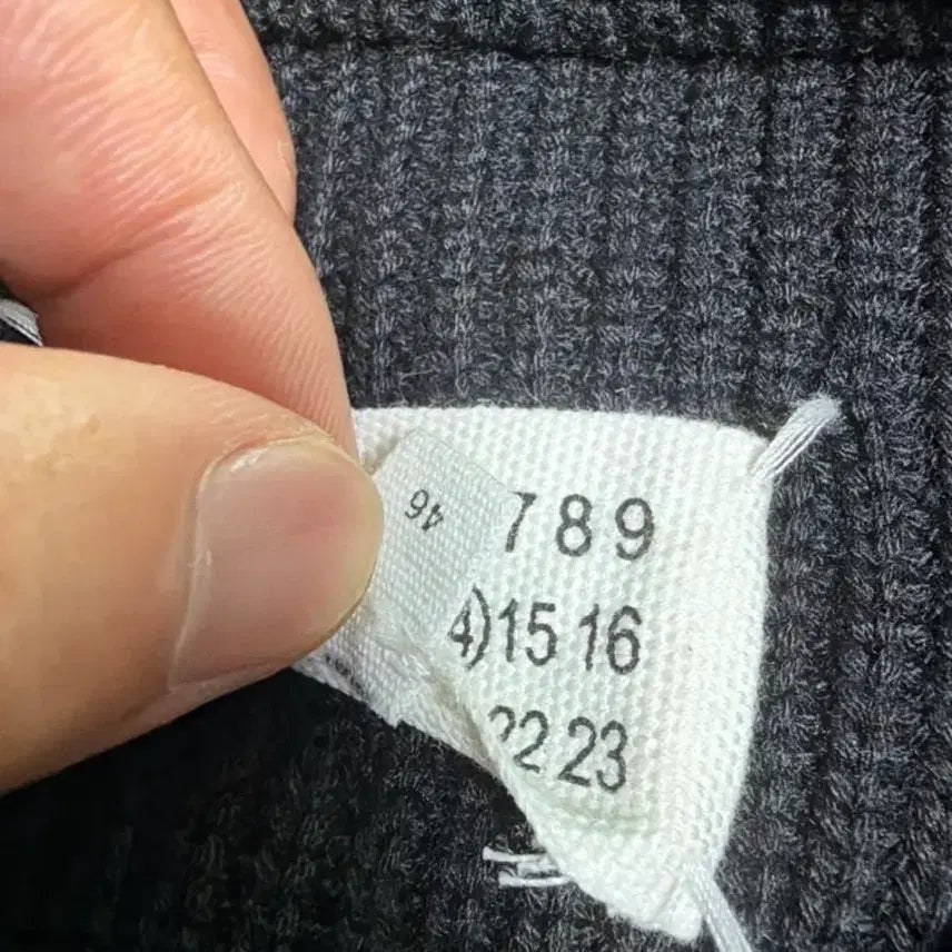 [BUNJANG] Maison Margiela Knit Black Size 46 / 메종 마르지엘라 니트 46