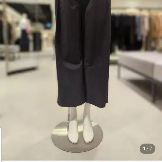 [BUNJANG] Benetton Full Banding Wide Pants Size 55 / 베네통  풀 밴딩 와이드 팬츠 55