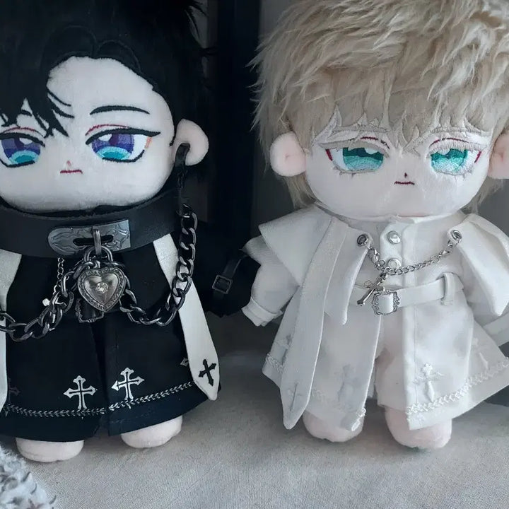 [BUNJANG] Kwon Hee-seo Cha Tae-kyung 20cm Doll Bundle Set (Includes Outfits) / (일괄)뿌리 없는 나무 뿌없나 솜인형 20cm 권희서 차태경