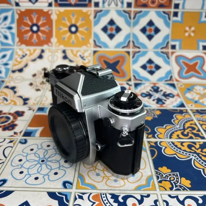 [BUNJANG] Nikon FE2 Silver Body (Overhauled) / 신동급 오버홀완료 니콘FE2 바디 니콘fm2 니콘f 니콘f3