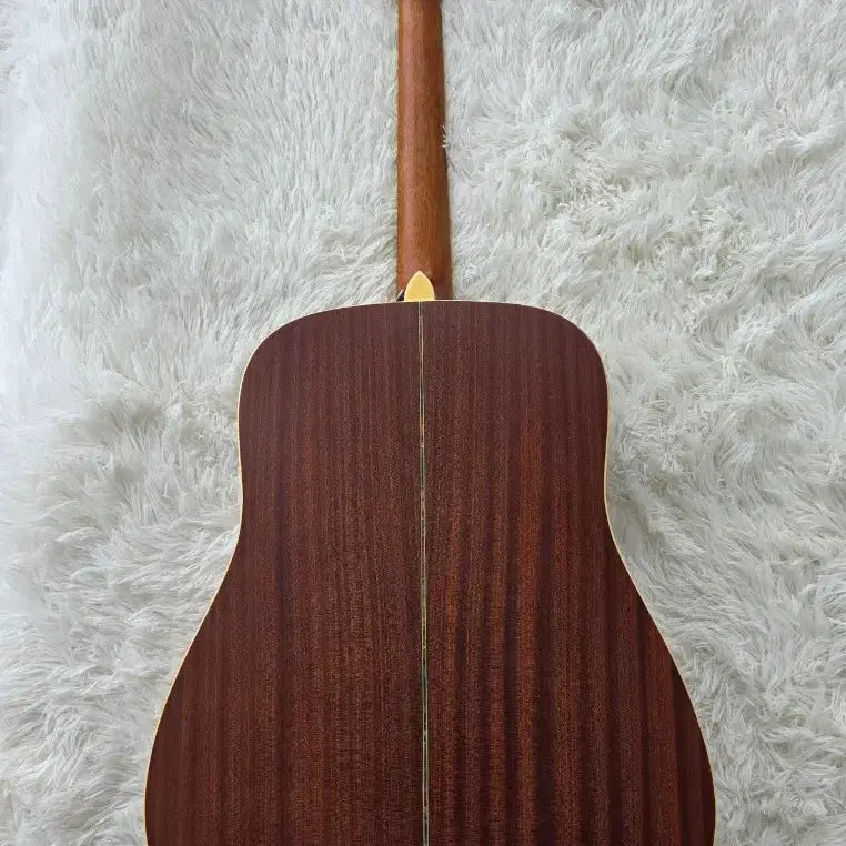 [BUNJANG] Dame Lilies 300S Acoustic Guitar (Top Back Solid) / (단종)데임 릴리즈300S 탑백솔리드 어쿠스틱 기타(통기타)