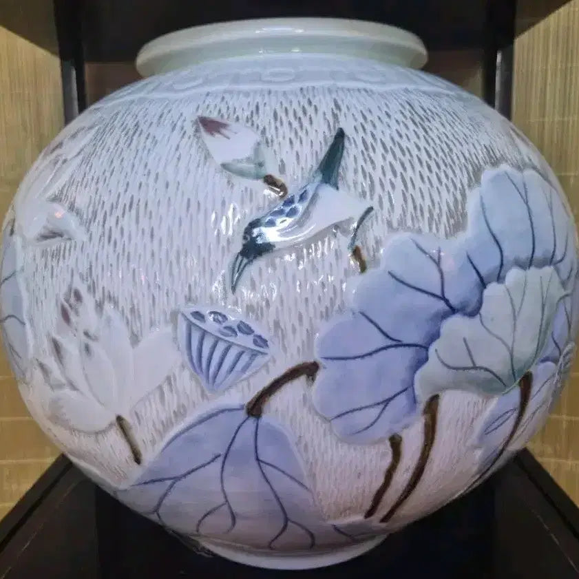[BUNJANG] Jo Kyu-Young Celadon Porcelain Lotus Vase / 도예명장 청화백자