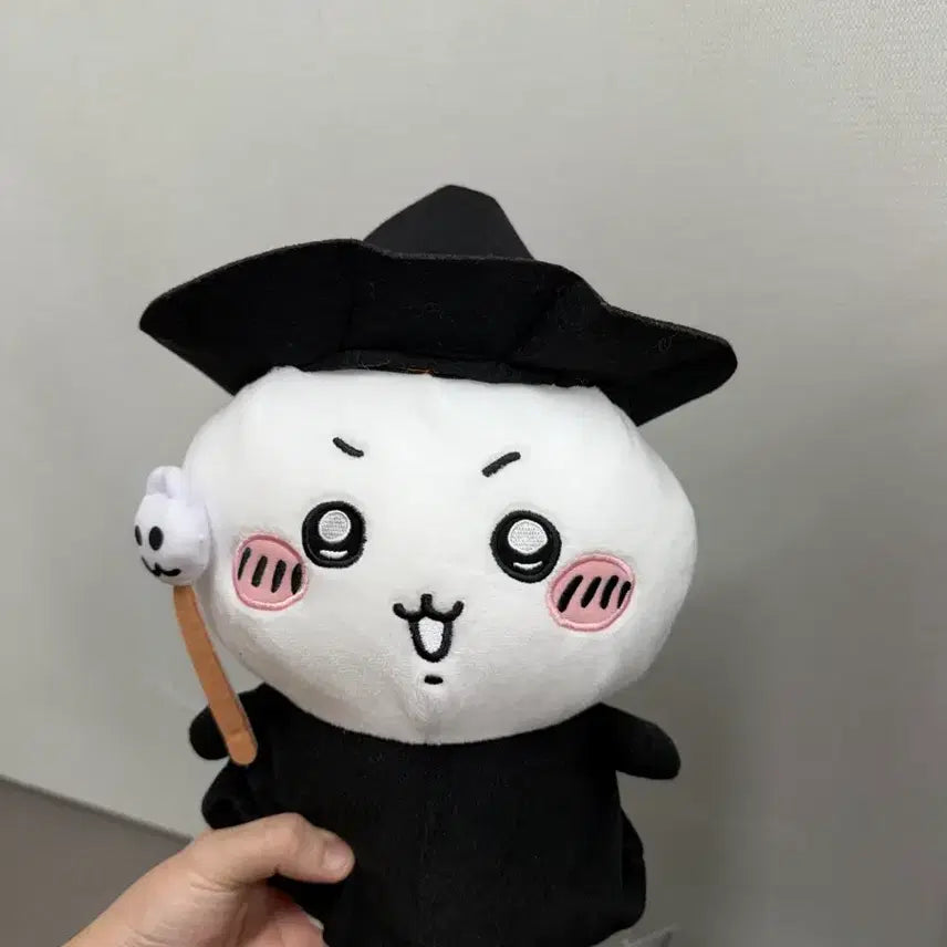 [BUNJANG] Chiikawa Wizard Plush / 치이카와 마법사 인형