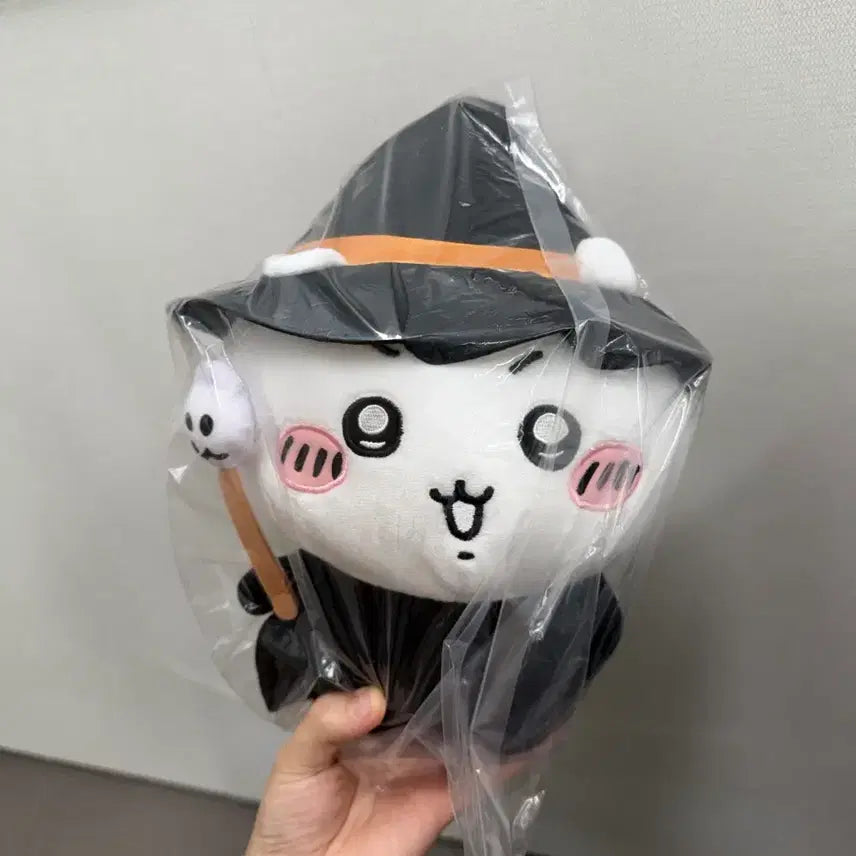 [BUNJANG] Chiikawa Wizard Plush / 치이카와 마법사 인형