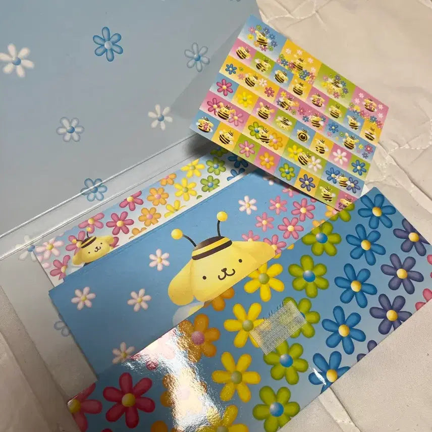 [BUNJANG] Classic Pompompurin Bee Design Letter Paper, Memo Pad, and Sticker Set / 고전 폼폼푸린 꿀벌 디자인 편지지 메모지 스티커 세트