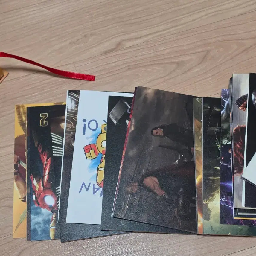 [BUNJANG] Marvel Studios 10th Anniversary Postcard Collection / 마블 스튜디오 10주년 포스트카드 컬렉션 100