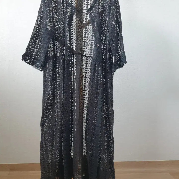 [SOLD OUT] 블랙 레이스 롱가디건 총길이110센지 싸이즈F
