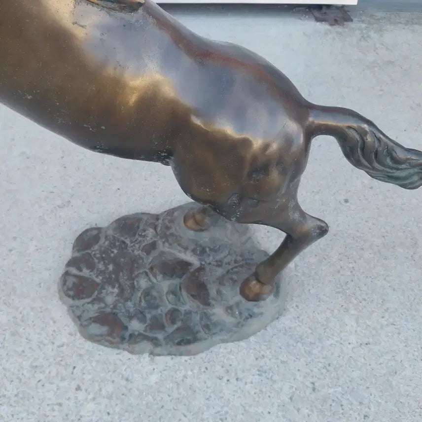 [BUNJANG] Bronze Horse Sculpture / 청동 말 조각상
