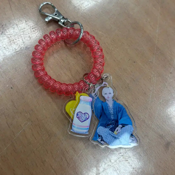 [BUNJANG] LoveSick Ryō Gokurakutang Rakusta Collaboration Acrylic Keyring / 라부싯쿠 라부시쿠 료 극락탕 라쿠스타 콜라보 아크릴 키링