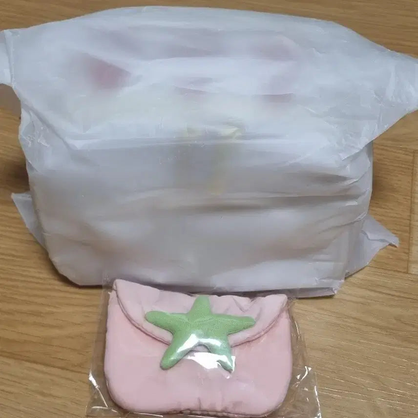 [SOLD OUT] 미개봉) 캔메이크 런치백 &amp; 카드지갑 파우치 일괄