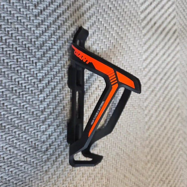 [BUNJANG] Giant Bicycle Water Bottle Cage (New) / 자이언트 자전거 물통케이지(새상품)