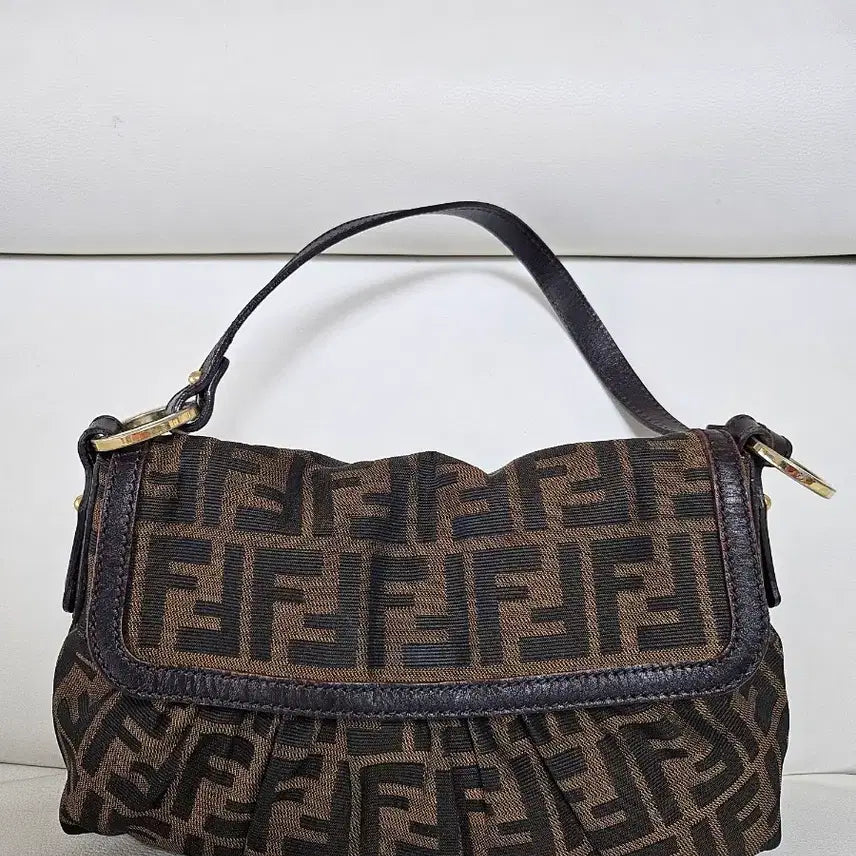[BUNJANG] Fendi Shoulder Bag Brown / 펜디 숄더백 브라운
