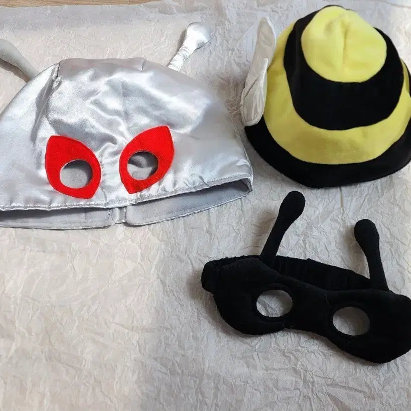 [BUNJANG] IKEA KLAPPAR MASKERAD Costume Hat Set - Bee &amp; Alien / 이케아 아동 코스튬 마스크 가면 역할놀이 장난감 모자 세트 할로윈
