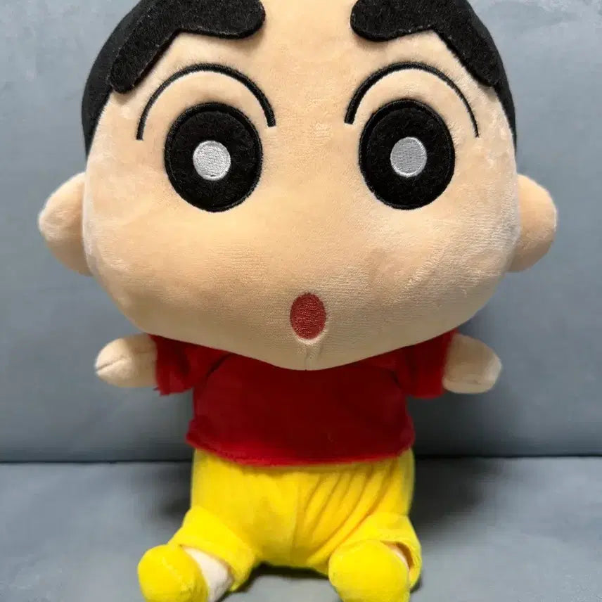 [BUNJANG] Crayon Shin-chan Medium Plush / 짱구 중형인형