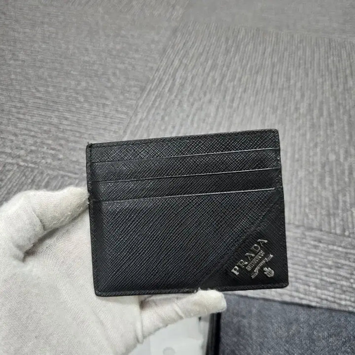 [SOLD OUT] [특가][정품] 프라다 사피아노 카드지갑