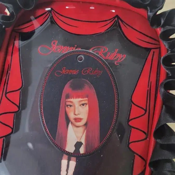 [BUNJANG] Jennie MiniSo Doll Pouch / 제니 미니소 인형 파우치