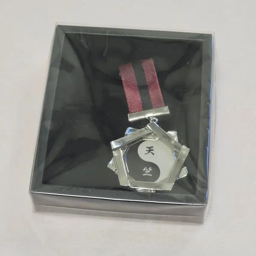 [BUNJANG] Tokyo Revengers Tenjiku Brooch / 도리벤 도쿄리벤저스 천축 브로치