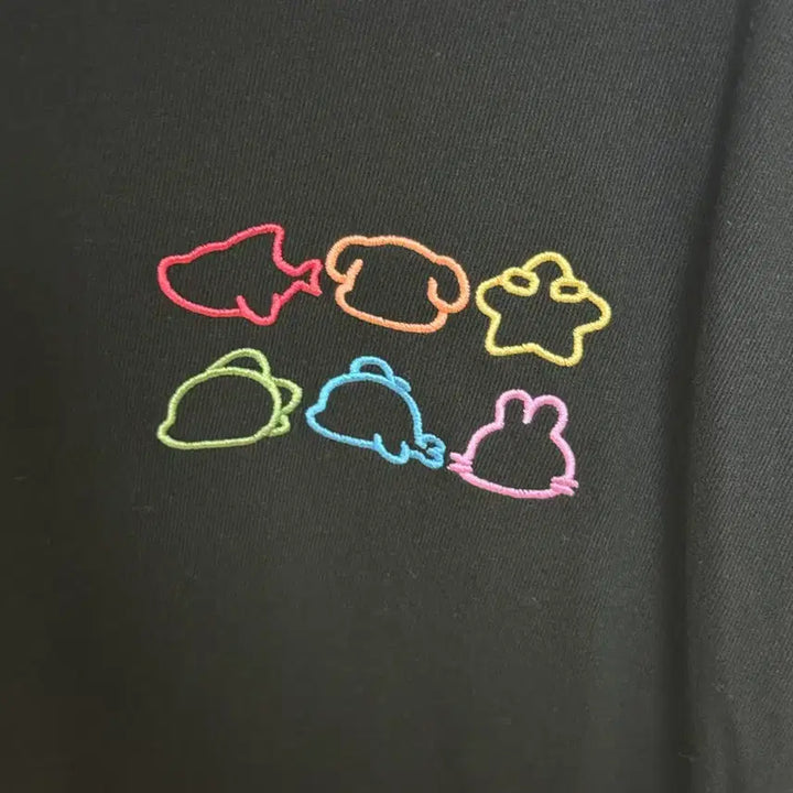 [BUNJANG]  잠뜰TV Pixely 10th Anniversary Embroidered T-Shirt Black / 잠뜰티비 픽셀리 10주년 기념 자수 티셔츠