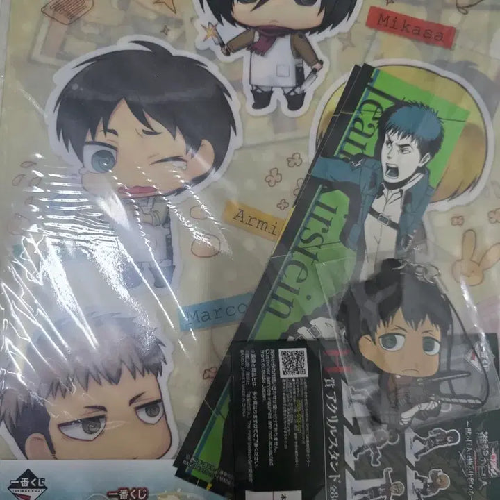 [BUNJANG] Attack on Titan Goods Bundle (Includes Schoolcast Special Poster) / [반택포일괄] 진격의 거인 랜덤 굿즈 (스쿨카스트 포스터 2장 포함)