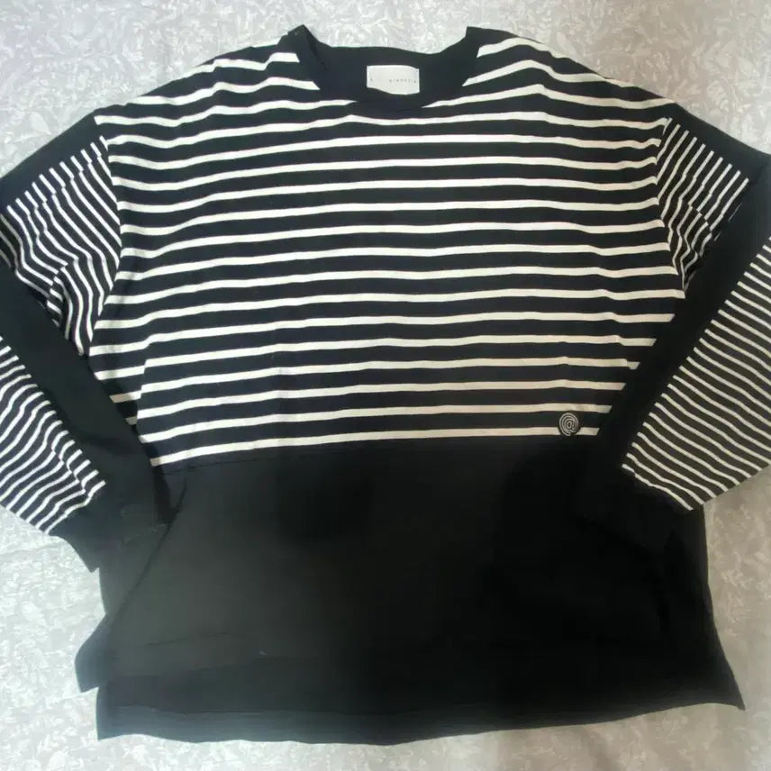 [SOLD OUT] (2)Arenotis아레노티스 스트라이프 롱슬리브 탑