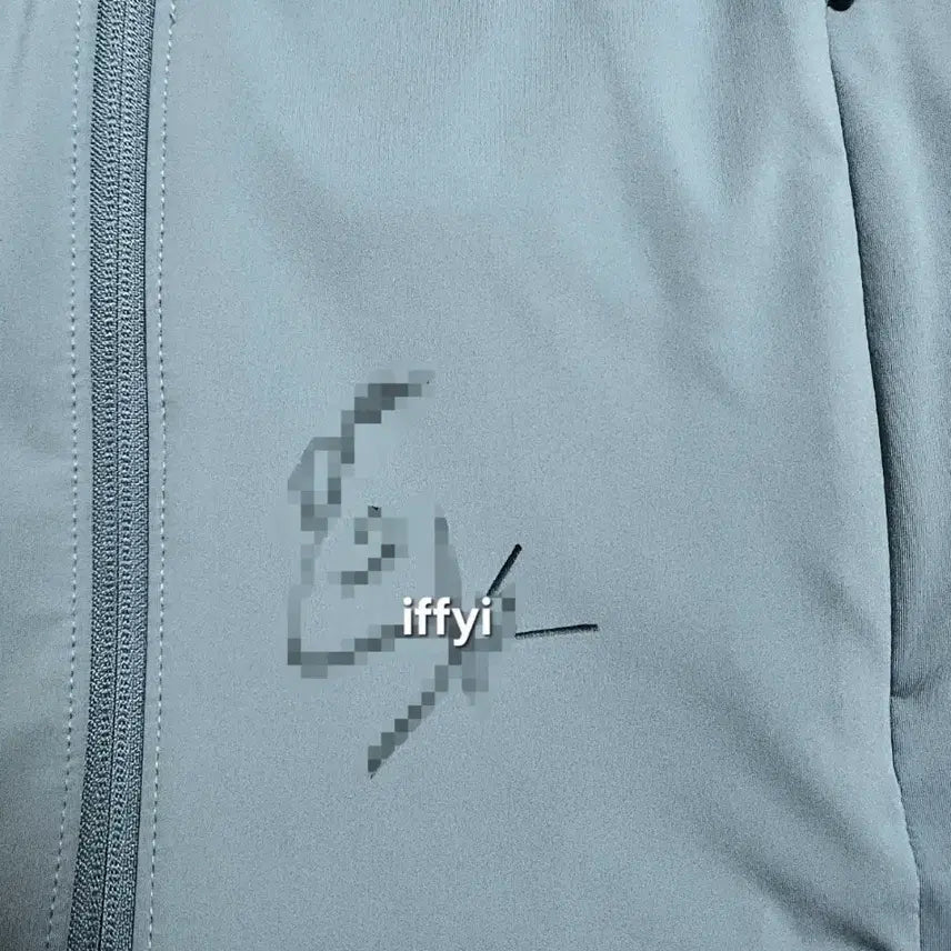 [BUNJANG] LE SSERAFIM Sakura Pureflow Signed Merchandise Long Sleeve Jacket / 르세라핌 사쿠라 pureflow 친필사인 머치 m