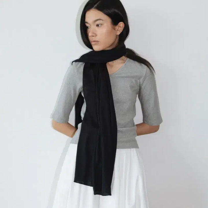 [BUNJANG] Necessary Essential V-Neck Top (Melange Grey) / 네세서리 Essential V-Neck Top (Melange Grey)