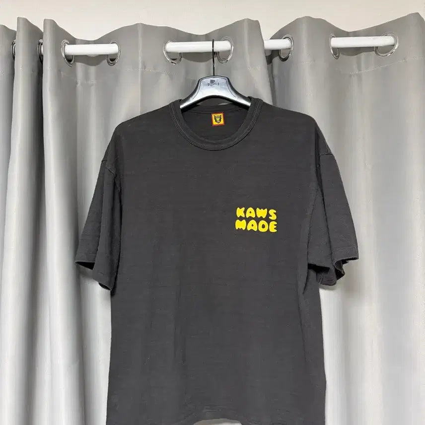 [BUNJANG] Human Made x KAWS Graphic T-Shirt Black / [XXL] 휴먼메이드 카우스 그래픽 반팔티 블랙