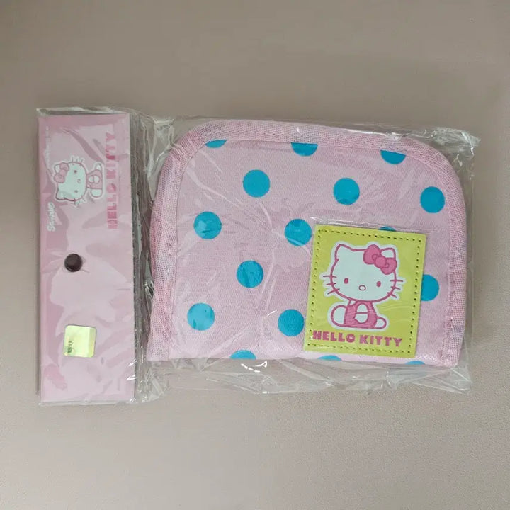 [BUNJANG] 2011 Classic Hello Kitty Wallet Set (2 Designs) / 2011 고전키티 지갑 2종