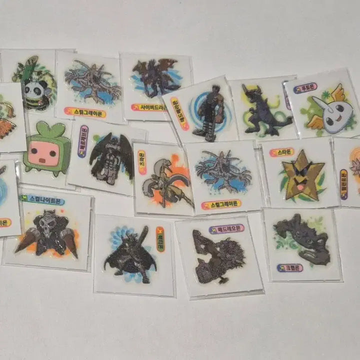 [BUNJANG] Classic Digimon Glow-in-the-Dark Seal Stickers (4 Stickers per Pack) / 1팩4장)고전 디지몬 야광 씰 스티커