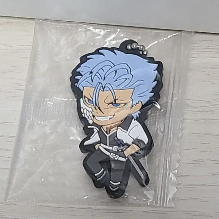 [BUNJANG] Bleach Thousand-Year Blood War Grimmjow Rubber Strap Keychain / 블리치 천년혈전 그림죠 러버 스트랩 키링 가챠