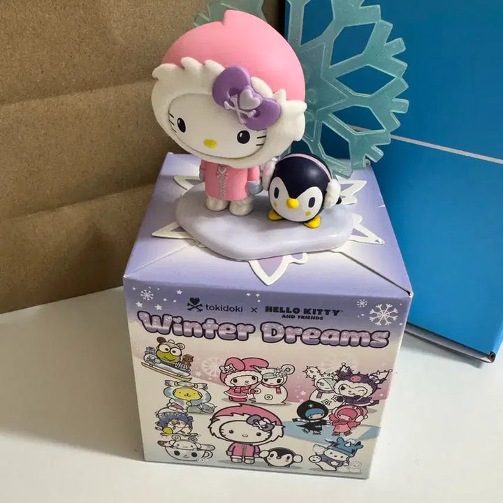 [BUNJANG] Hello Kitty Tokidoki Winter Dream Figure / 헬로키티 토키도키 윈터 드림 피규어(헬로키티)