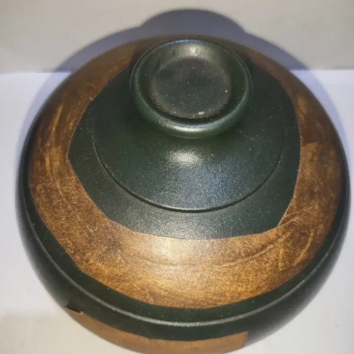 [BUNJANG] Celadon Tea Canister with Aged Pu-erh Tea / 녹니 찻통 보이차 숙차