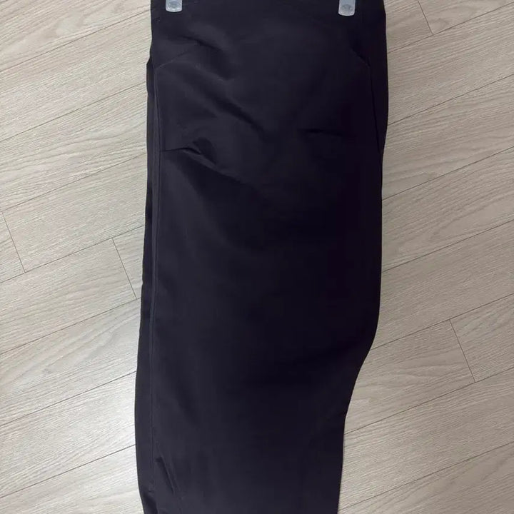 [BUNJANG] HATCHING ROOM Snow Shorts Size 4 / 해칭룸 스노우 쇼츠 4size