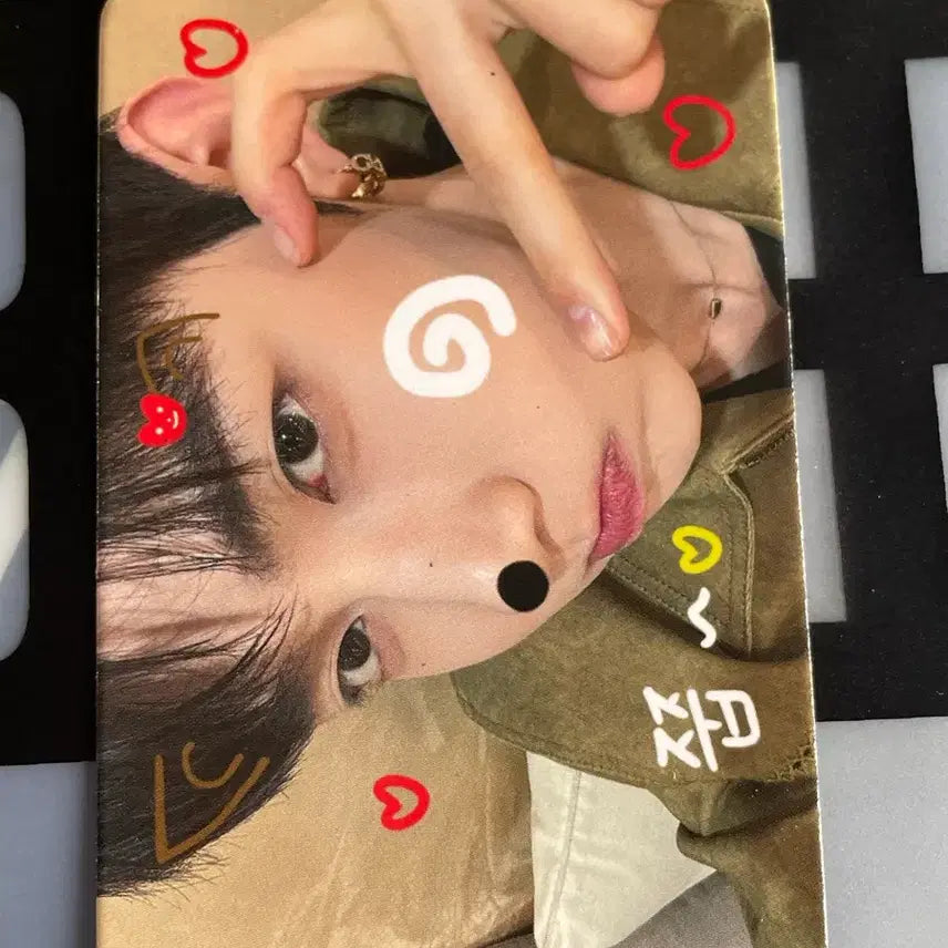 [BUNJANG] And2ble Zhang Hao Special Scratch Random Studio Photocard / 앤더블 장하오 스페셜 스크래치 랜덤 공방 포카 양도