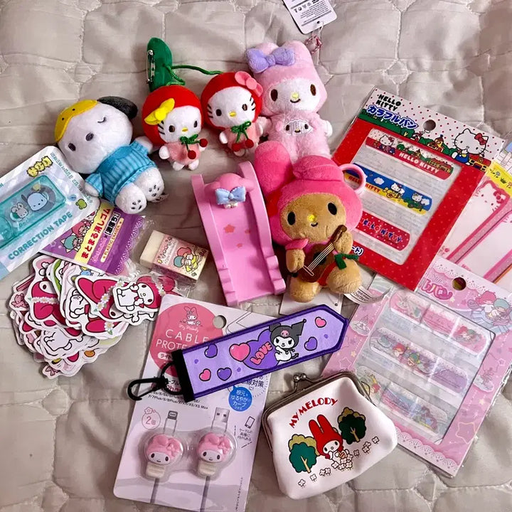 [BUNJANG] Sanrio Character Figure/Doll Set with Accessories / 산리오 세트