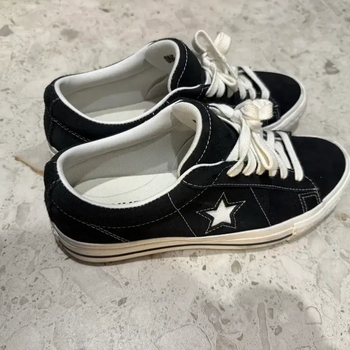 [BUNJANG] Converse One Star Black Sneakers / 컨버스 원스타 블랙
