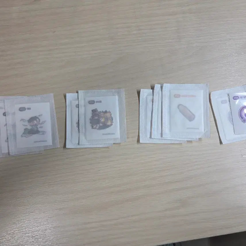 [BUNJANG] Tricol Sticker Collection / 트릭컬 띠부씰 판매