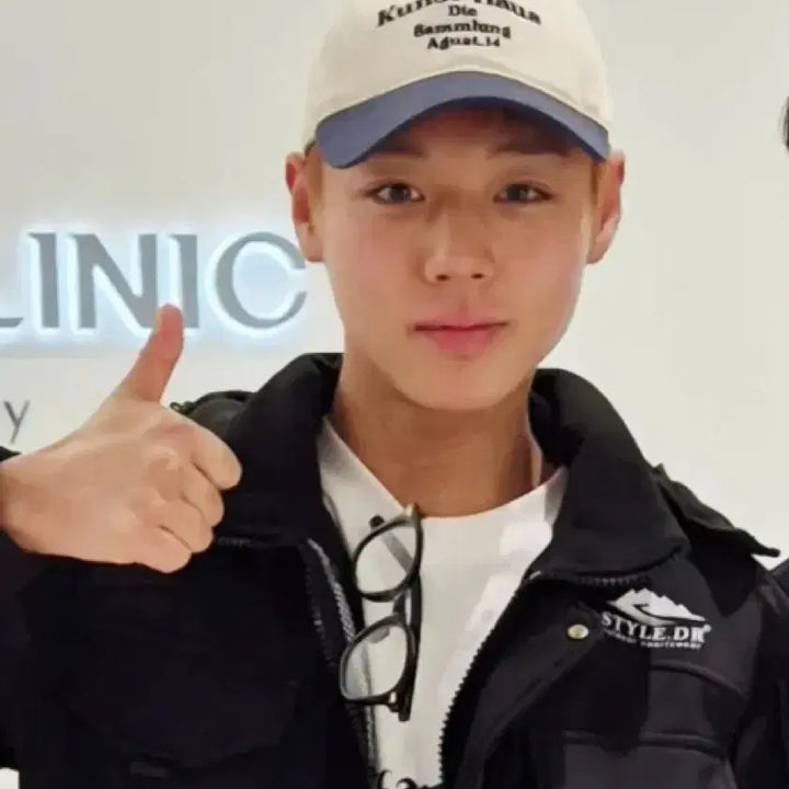 [BUNJANG] Dumarro Baseball Cap / 박지훈 손민수 모자 두마로