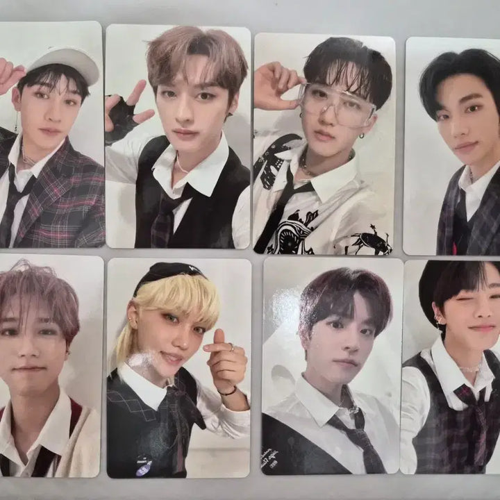 [BUNJANG] Stray Kids Christmas Eve Special Photocards Bundle Set / 스트레이키즈 크리스마스이블 예약특전 8멤 일괄