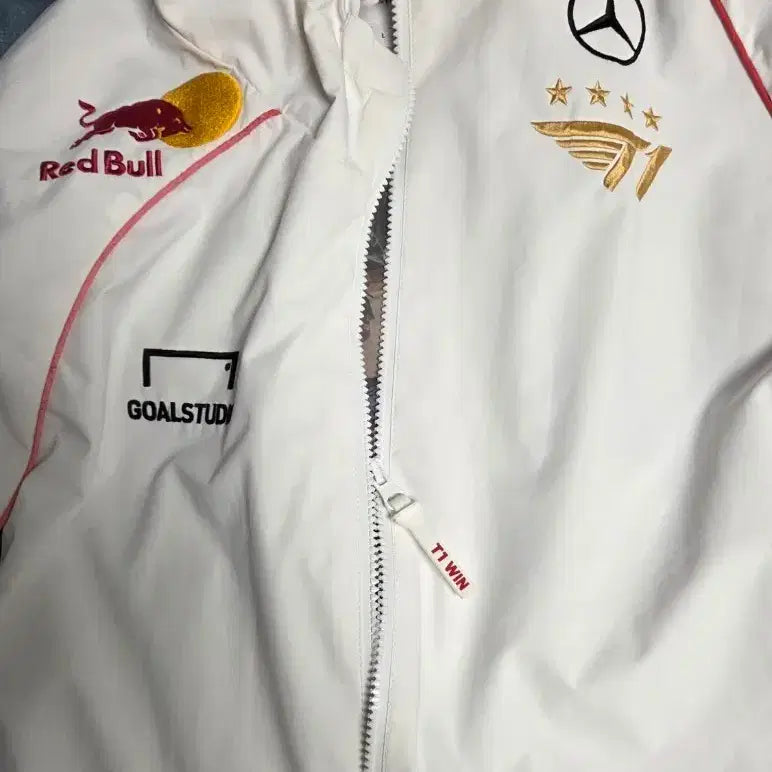 [BUNJANG] T1 2024 Worlds Championship Uniform Jacket (L) / 2024 월즈 티원 우승 유니폼 자켓(L)