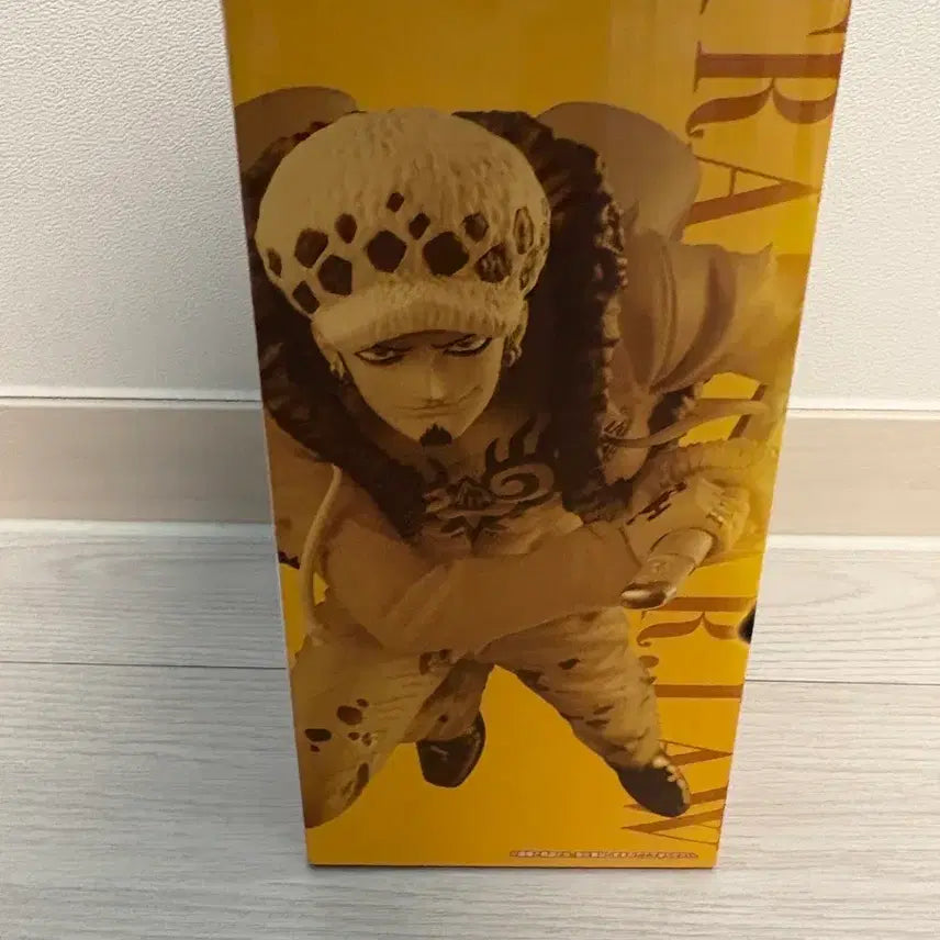 [BUNJANG] One Piece Ichiban Kuji Trafalgar Law E Prize Figure / 원피스 제일복권 트라팔가 로우 E상 피규어
