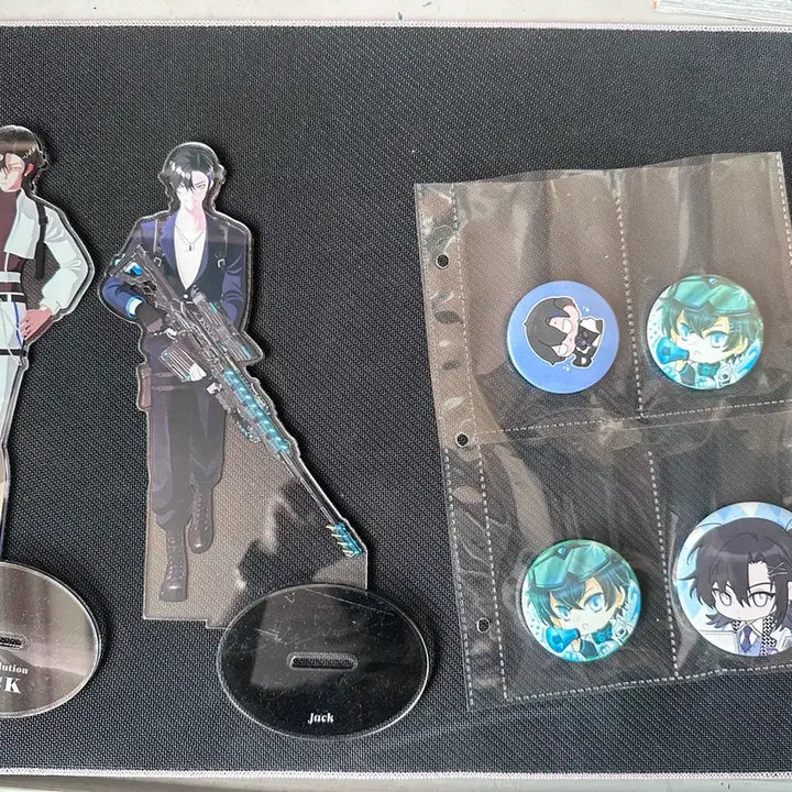 [BUNJANG] Lee Revolution Jack Acrylic &amp; Badge Bundle Set / 리레볼루션 잭 아크릴,뱃지 일괄