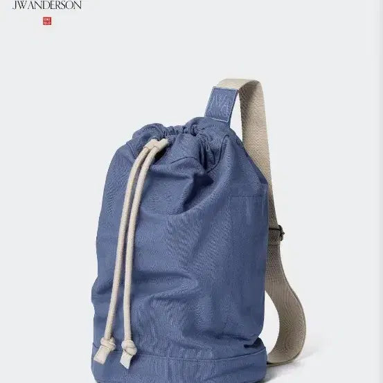 [BUNJANG] Uniqlo x JW Anderson Drawstring Bag Blue / [유니클로 x JW 앤더슨] 드로우스트링 백_blue