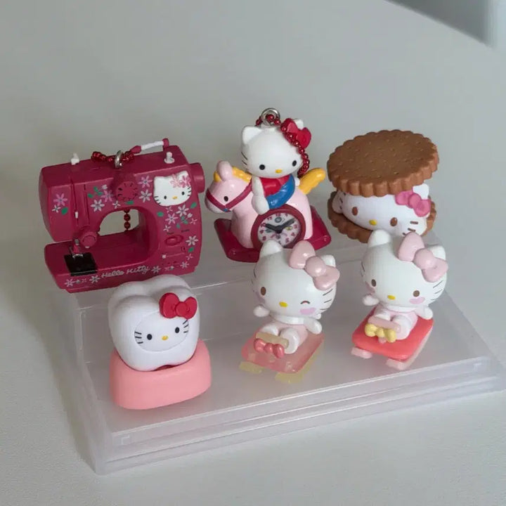 [BUNJANG] Sanrio Hello Kitty 50th Anniversary Gacha Set / 마지막 가격내림!!! (일괄) 산리오 키티 50주년 가챠 어금니 가챠 등