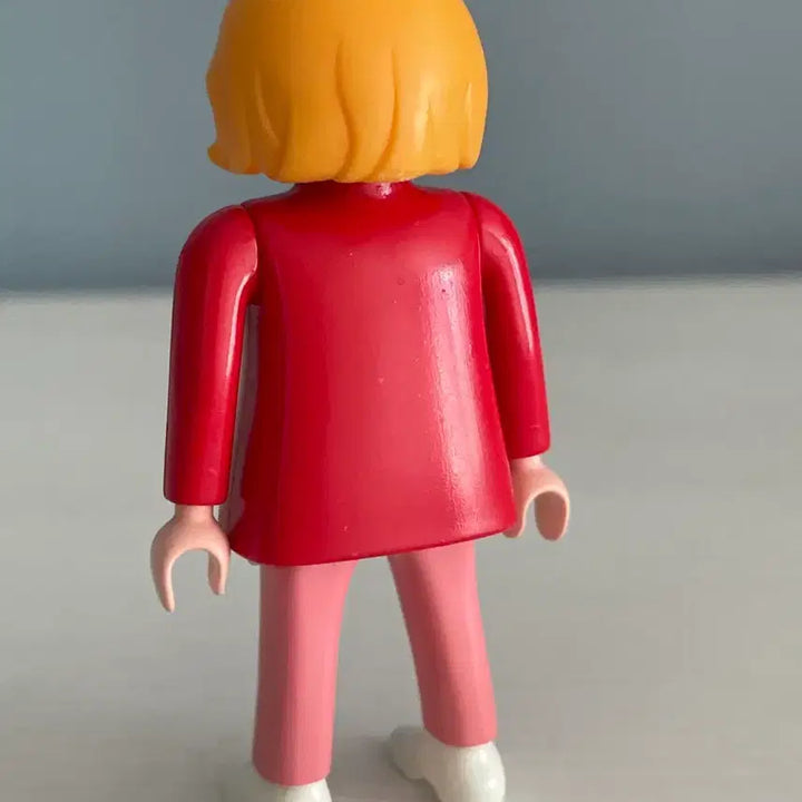 [BUNJANG] Used Yellow Round Bob Woman Figurine / 중고 노란 둥근단발 여인