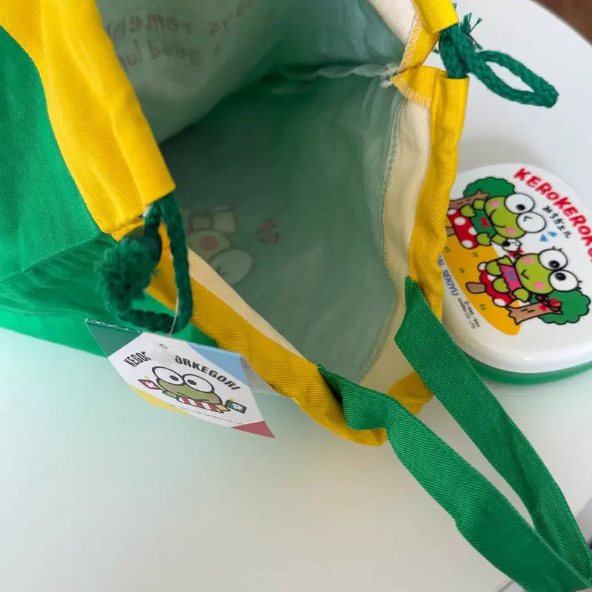[BUNJANG] Vintage Keroppi Drawstring Bag (New) / Bento Box / 마지먹 가격내림! [고전] 케로피 문구 조리개 가방(새상품)/ 도시락통