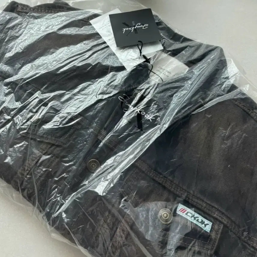 [BUNJANG] Calvin Klein x Jungkook Denim Jacket / Ckjk 캘빈클라인 정국 자켓