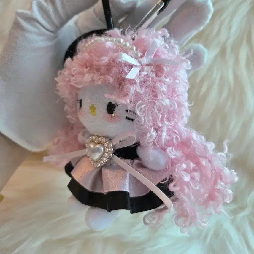 [BUNJANG] Hello Kitty Custom Mini Knitted Doll / 헬로키티 커스텀 미니키티 인형