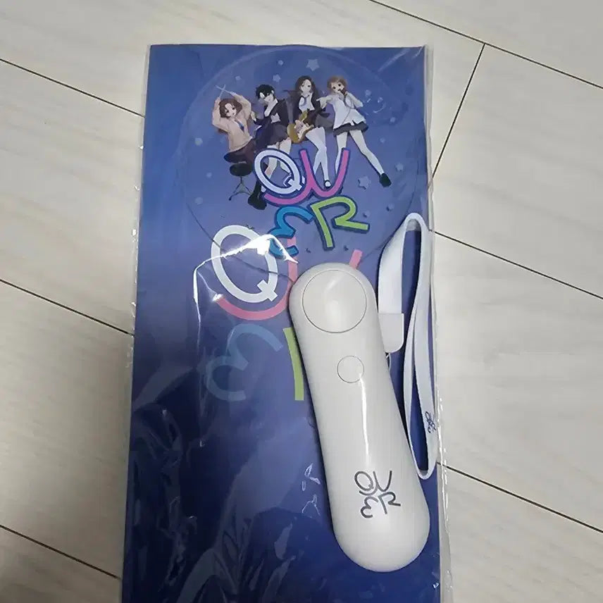 [BUNJANG] QWER First Official Light Stick / qwer 첫 응원봉 판매